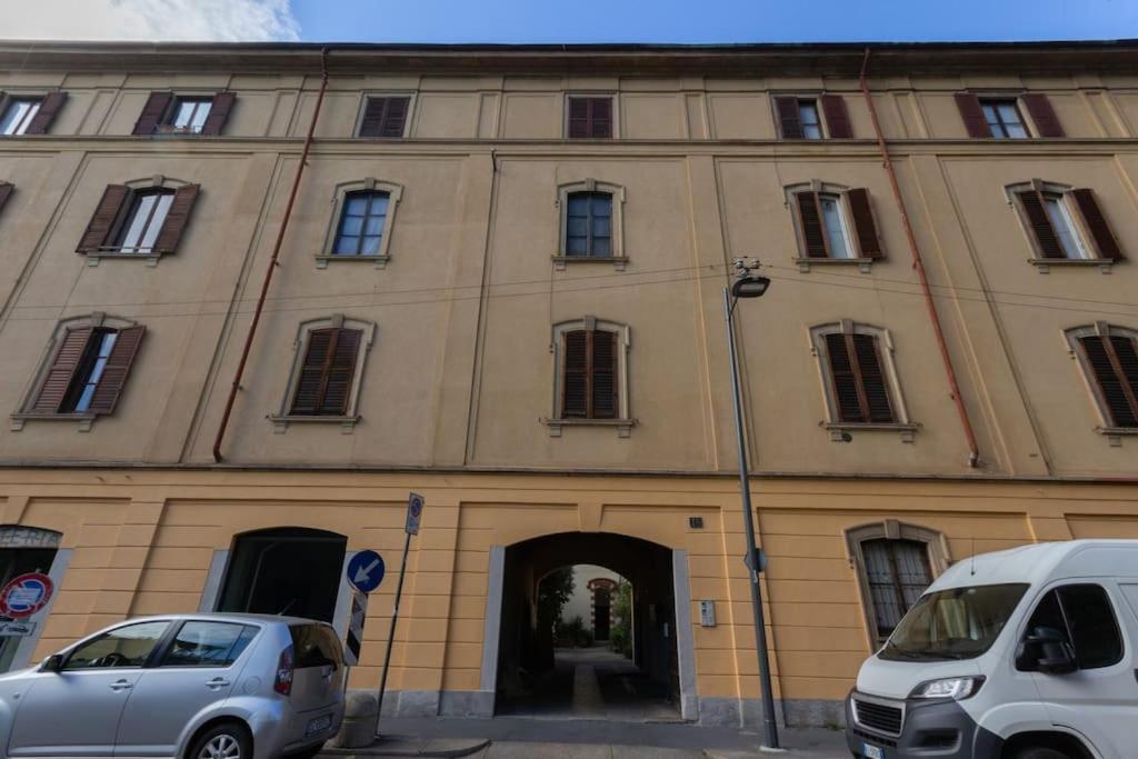 Art Apartment Cadorna Area 3 Persons Milan Bagian luar foto